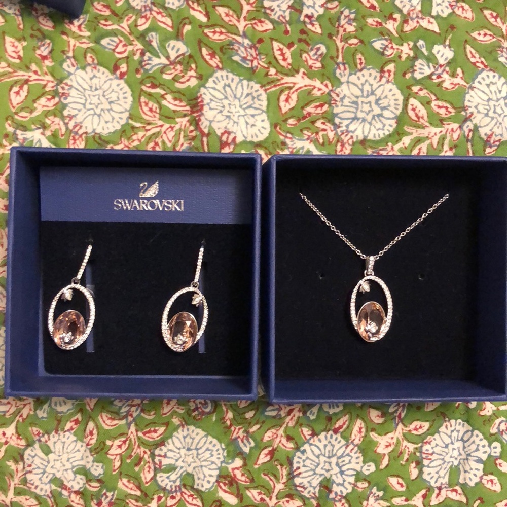 Swarovski Pink Crystal Lotus Necklace and Earrings